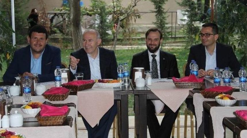 Prof. Dr. Şimşirgil Kırklareli&rsquo;nde