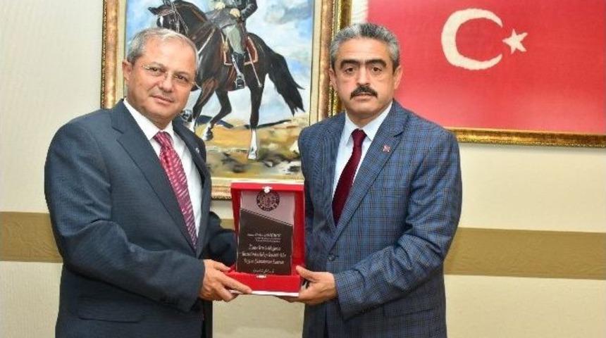 Emniyet M&uuml;d&uuml;r&uuml; B&ouml;ğ&uuml;rc&uuml;&rsquo;den Başkan Alıcık&rsquo;a Veda Ziyareti