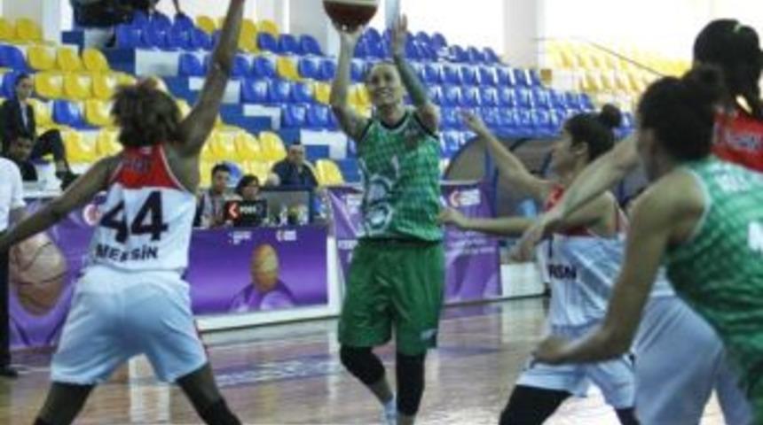 Kır&ccedil;i&ccedil;ekleri Kupada Final Grubunda