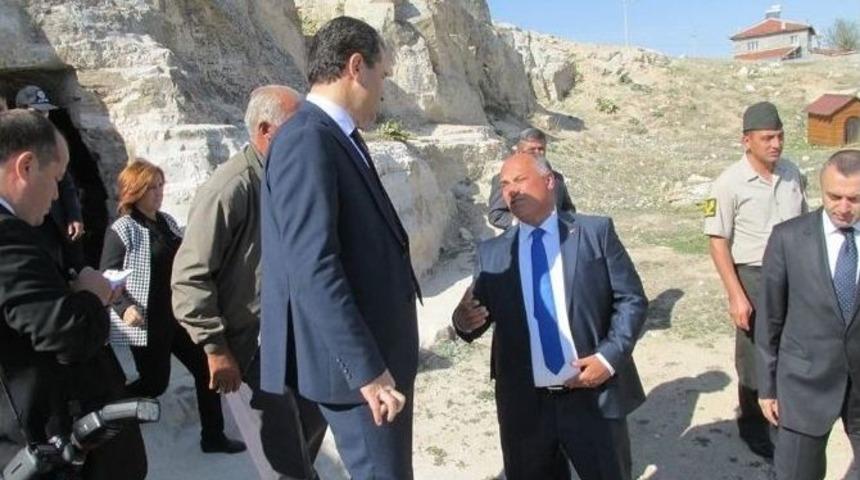 Vali &Ccedil;elik, Han İl&ccedil;esini Ziyaret Etti