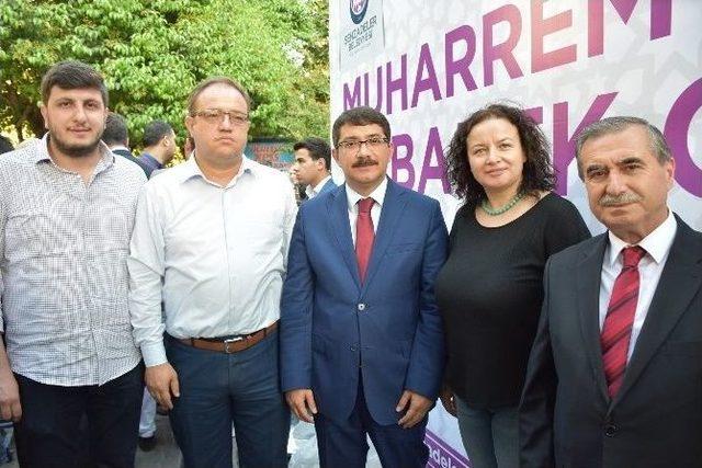 Şehzadeler&rsquo;den 3 Bin Kişilik Aşure İkramı 2