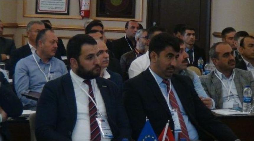 Hak-iş Ve M&uuml;siad &Uuml;yelerine İş Yaşami Becerileri Eğitimleri Veriyor