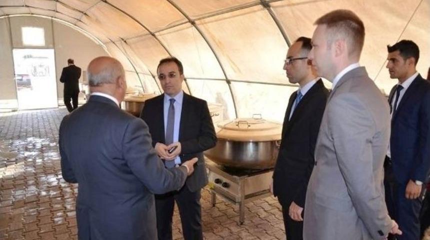 Vali &Ccedil;ataklı Yardım Kuruluşlarında İncelemelerde Bulundu