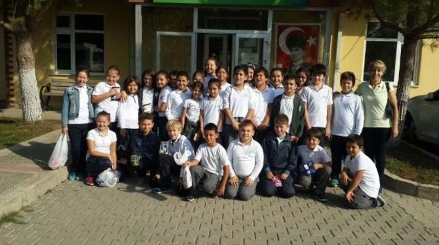 Okul Har&ccedil;lıklarını Hayvanlar İ&ccedil;in Harcadılar