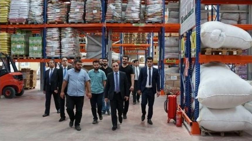 Vali &Ccedil;ataklı&rsquo;dan İhh Koordinasyon Merkezine Ziyaret
