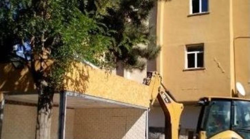 Ka&ccedil;ak Yapılarla M&uuml;cadele Devam Ediyor