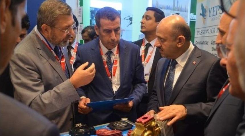 Bursalı İşadamları Azerbaycan&rsquo;da &Ouml;nemli İşbirliklerinin Temelini Attı
