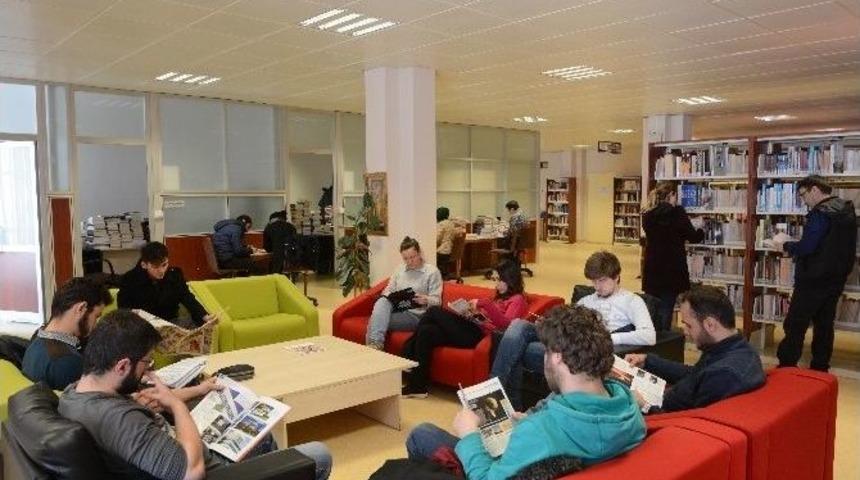24 Saat A&ccedil;ık K&uuml;t&uuml;phane