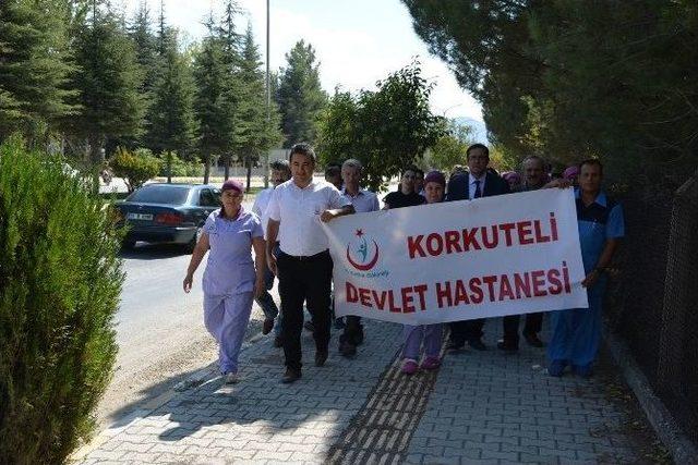 Hastane Personelinden 10 Bin Adım Yürüyüş