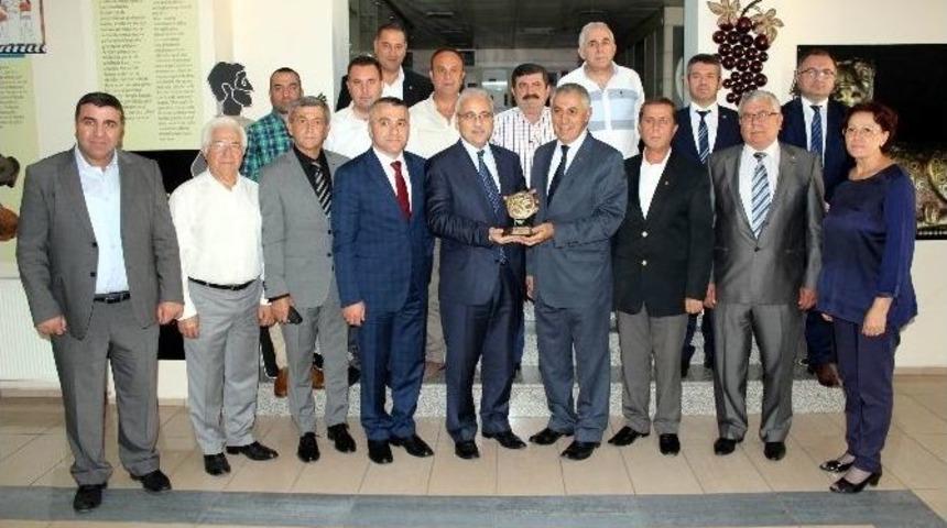 Manisa Valisi G&uuml;ven&ccedil;er: &ldquo;okullar Konusunda Geriye D&ouml;n&uuml;ş &Ccedil;ok Zor&rdquo;