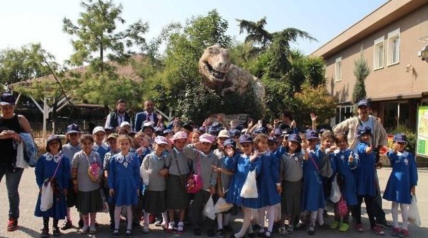 &Ouml;ğrenciler Darıca Hayvanat Bah&ccedil;esi&rsquo;ni Gezdi