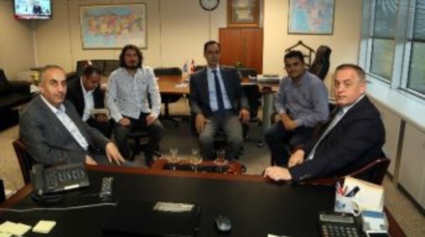 (&ouml;zel Haber) Ey&uuml;p Belediye Başkanı Remzi Aydın : "o G&ouml;r&uuml;nt&uuml;leri İzleyince Cumhurbaşkanımız Y&uuml;z&uuml;n&uuml; Ekşitti, &Ccedil;ok &Uuml;z&uuml;ld&uuml;ğ&uuml;n&uuml; Hissettim."