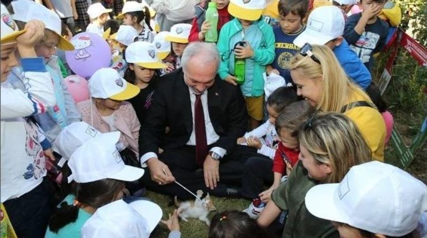 K&uuml;tahya&rsquo;da D&uuml;nya Hayvanları Koruma G&uuml;n&uuml; Etkinliği