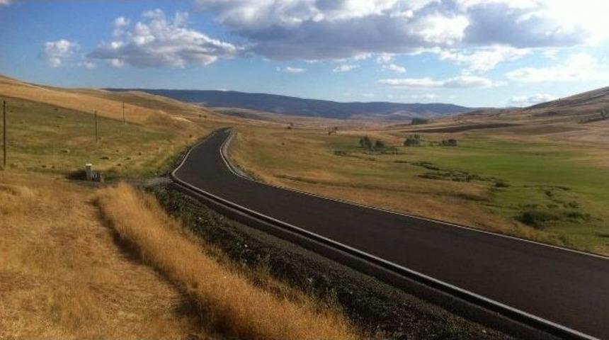 B&uuml;y&uuml;kşehir&rsquo;den Kırsaldaki Yollara Asfalt