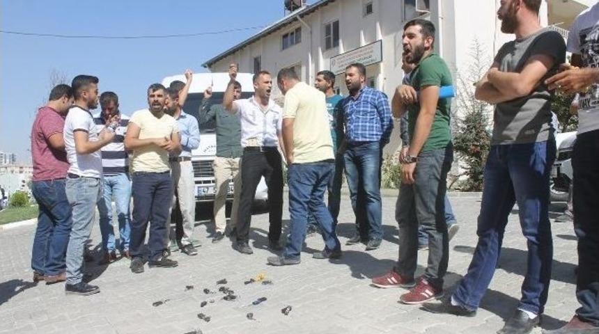 Belediye, Servis&ccedil;i Esnafını Provokat&ouml;rl&uuml;kle Su&ccedil;ladı