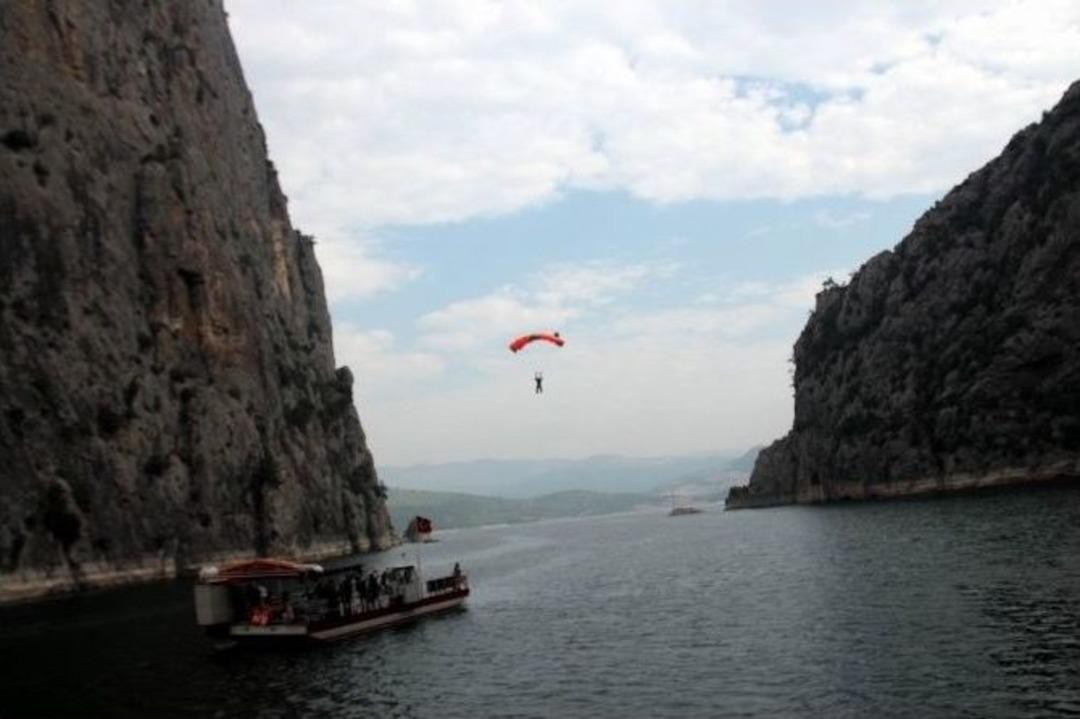 T&uuml;rkiye&rsquo;nin En Y&uuml;ksek U&ccedil;urum Atlayış Rekoru Kırıldı