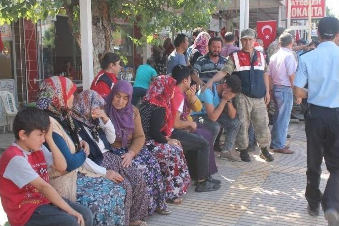 Şehit Uzman &Ccedil;avuş Toprağa Verildi