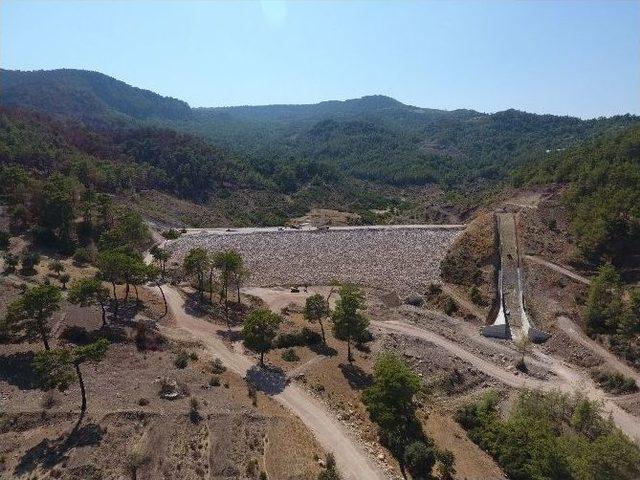 Adrasan Barajı’nda Çalışmalar Devam Ediyor