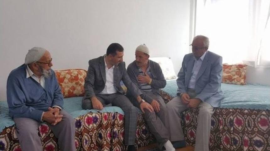 Sarıcaoğlu&rsquo;ndan Hacılara &lsquo;hayırlı Olsun&rsquo; Ziyareti