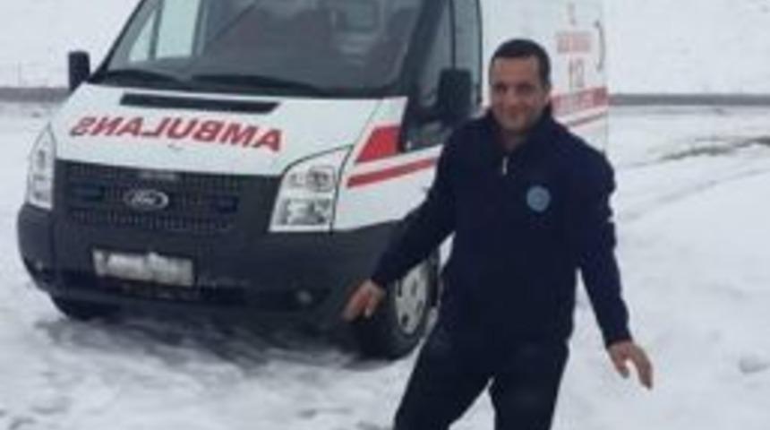 Kazada &Ouml;len Ambulans Şof&ouml;r&uuml; Toprağa Verildi