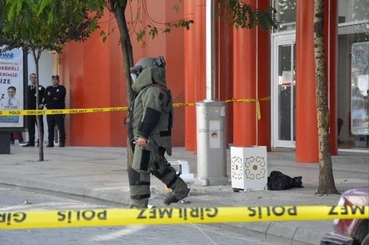 G&uuml;m&uuml;şhane&rsquo;de Ş&uuml;pheli Paket İmha Edildi