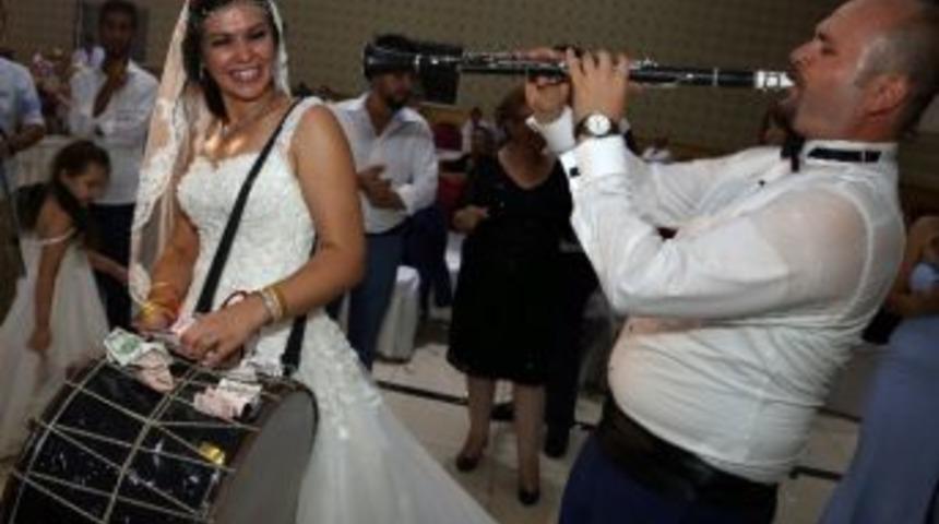 Damat Zurna, Gelin Davul &Ccedil;aldı