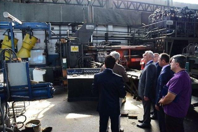 Başkan Yılmaz Al&uuml;minyum Fabrikasını İnceledi 1