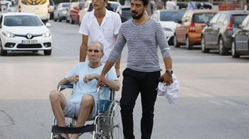 Skandal G&ouml;r&uuml;nt&uuml;lerin &Ccedil;ekildiği Bakımevine İnceleme