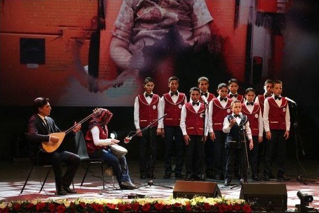 Çadırkent Korosundan 15 Temmuz Şehitleri Anısına Konser