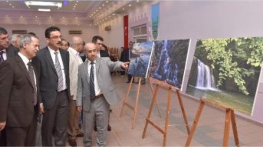 Okul M&uuml;d&uuml;r&uuml;nden &Ouml;rnek Sergi