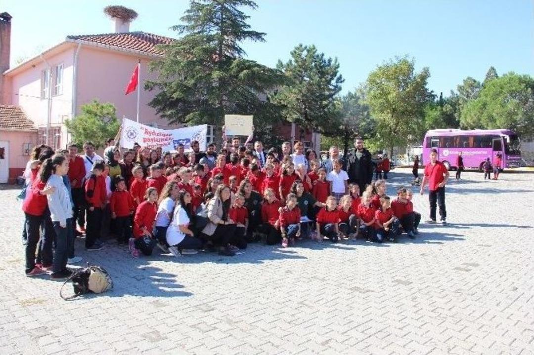 &rsquo;aydınlığını Paylaşmaktan Korkmayın, Her Kıvılcım Bir Kitap Olsun&rsquo; Projesi