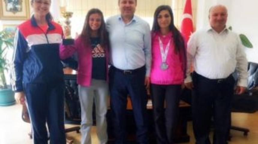 Trakya Birlik Spor Kul&uuml;b&uuml; Sporcusundan Başarı