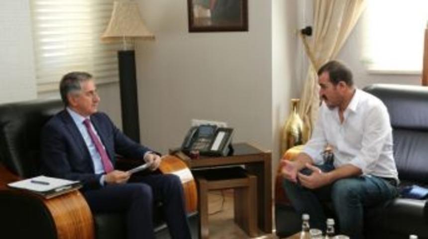 Ter&ouml;r Saldırısında Yaralanan Tır S&uuml;r&uuml;c&uuml;s&uuml; Başkan Yanılmaz&rsquo;ı Ziyaret Etti