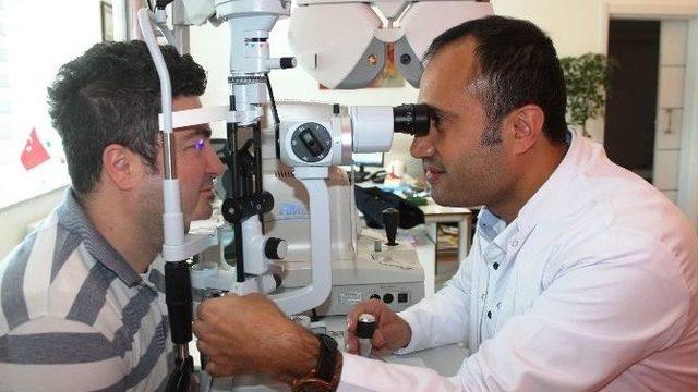 Uzmanlardan Keratokonus Uyarısı