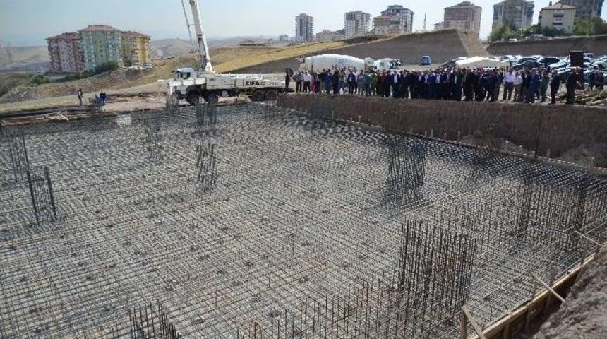 Tebess&uuml;m Camii Ve K&uuml;lliyesi&rsquo;nin Temeli Atıldı
