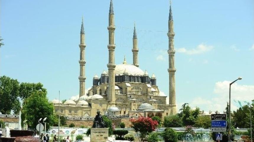 &Ouml;d&uuml;ll&uuml; Proje Onay Bekliyor