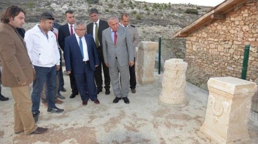 Vali Ahmet Hamdi Nayir: Kureyşler Kazısı, T&uuml;rkiye&rsquo;nin Tarihi Zenginliklerinin En &Ouml;nemli Par&ccedil;asıdır