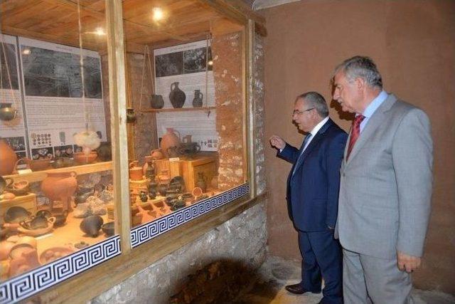 Vali Ahmet Hamdi Nayir: Kureyşler Kazısı, Türkiye’nin Tarihi Zenginliklerinin En Önemli Parçasıdır 2