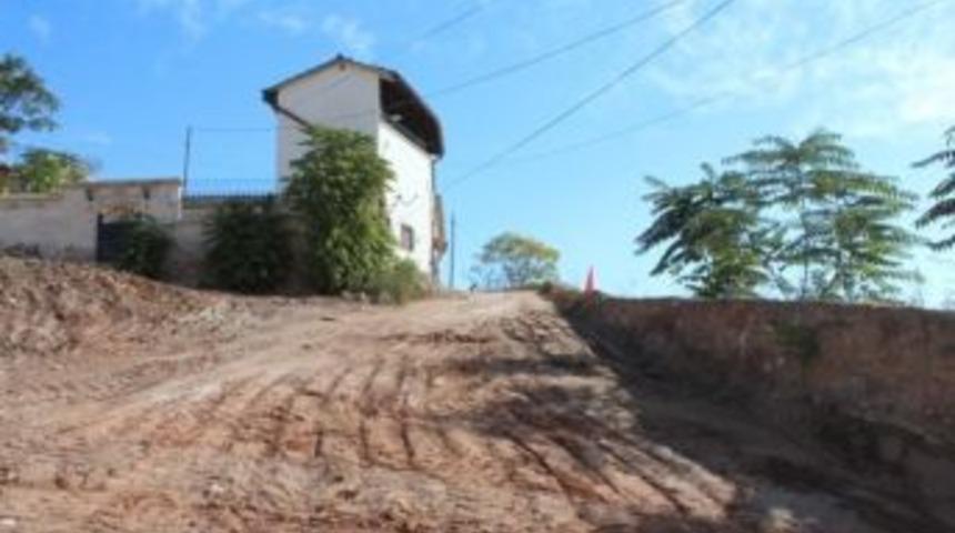 Avanos&rsquo;ta Yukarı Mahallede Yol Yapım &Ccedil;alışmaları Başladı