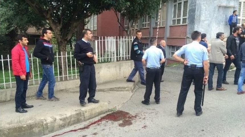 Kendisi Gibi Afgan Uyruklu Eşini Kalbinden Bı&ccedil;aklayarak &Ouml;ld&uuml;rd&uuml;