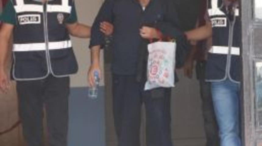 Fet&ouml;&rsquo;den Aranan İş Adamı 2 Ay Ka&ccedil;abildi