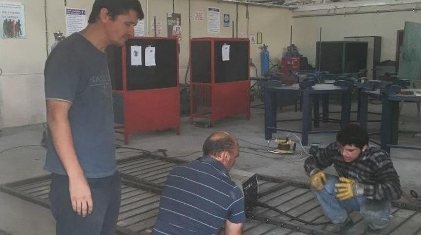 Soma&rsquo;da Gaz Altı Kaynak&ccedil;ıları Yetişiyor