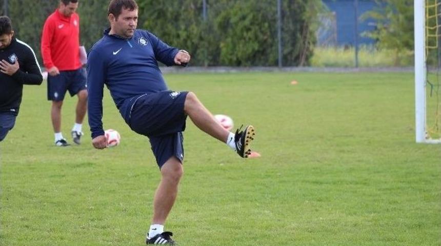 Altay&rsquo;a Teknik Direkt&ouml;r Dayanmıyor