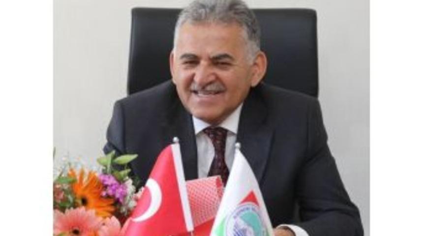 Melikgazi Belediyesi Kış Aylarında Da &Ccedil;evreci Tavrını Korudu