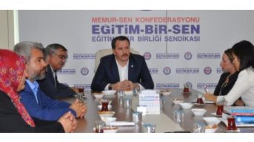 Ali Yal&ccedil;ın, Batı&rsquo;ya Tepki G&ouml;sterdi