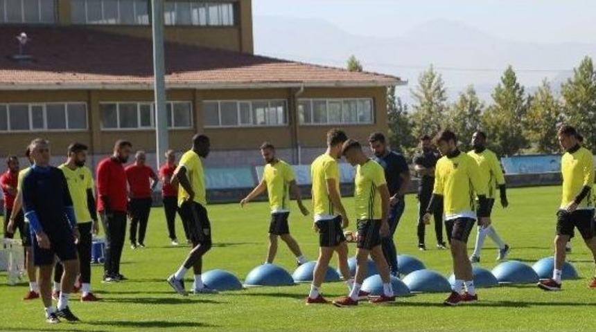 Kayserispor, Beşiktaş Ma&ccedil;ının Hazırlıklarını S&uuml;r&uuml;yor