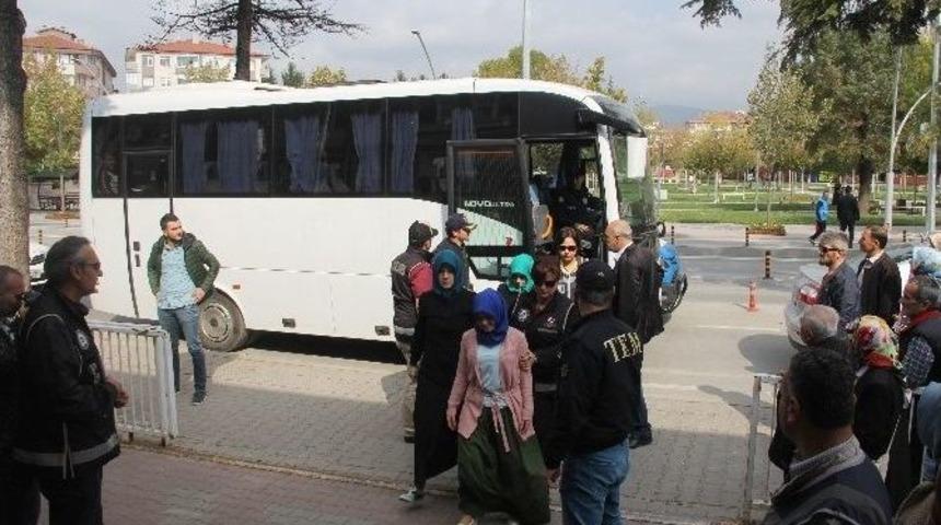 Bolu&rsquo;da Fet&ouml; Ş&uuml;phelisi 25 Kişi Adliyeye Sevk Edildi