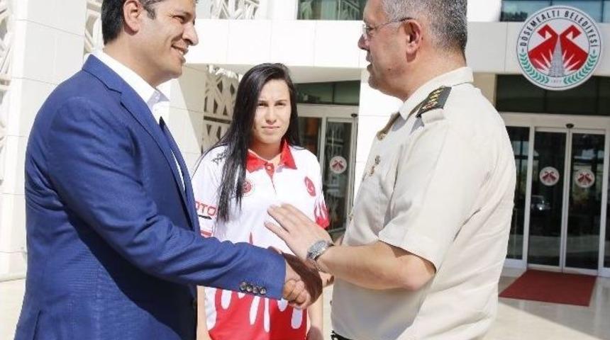 Başkan Gen&ccedil;&rsquo;e, İl Jandarma Komutanı Kelleli&rsquo;den Nezaket Ziyareti