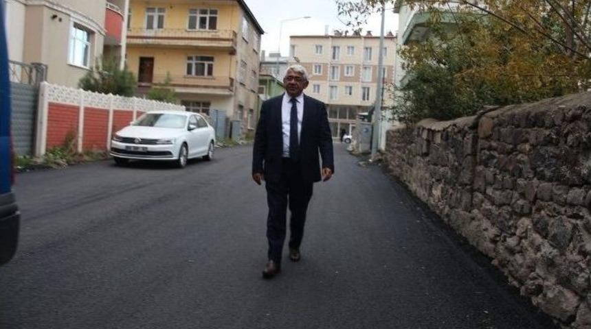 Kars&rsquo;ta Asfalt &Ccedil;alışmaları Aralıksız S&uuml;r&uuml;yor