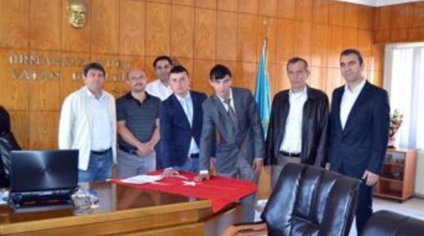 Gediz Orman İşletme M&uuml;d&uuml;rl&uuml;ğ&uuml;&rsquo;nde Gen&ccedil; Memurlar Yemin Ederek Asil Memur Oldu